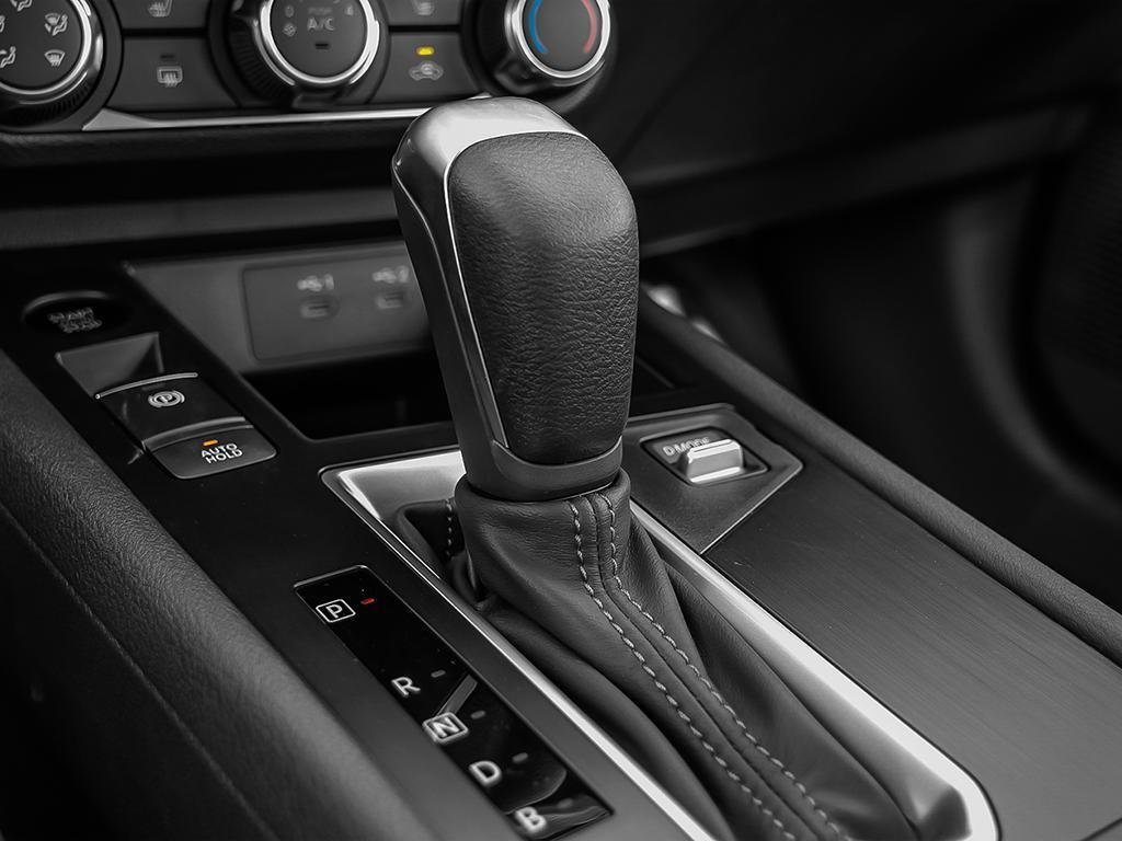 2026 Nissan Kicks S FWD