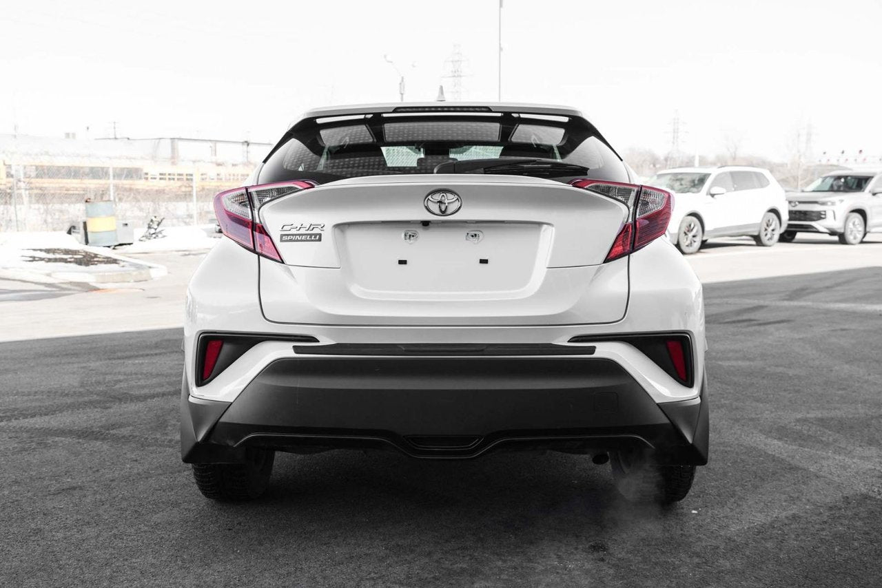 2022 Toyota C-HR LE/ FWD/ 105$ PAR SEMAINE - 84 MOIS