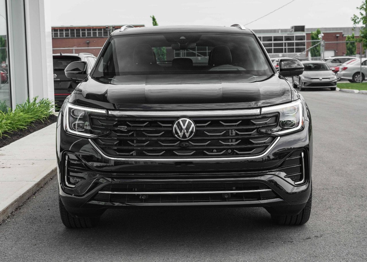 2026 Volkswagen Atlas Cross Sport Execline