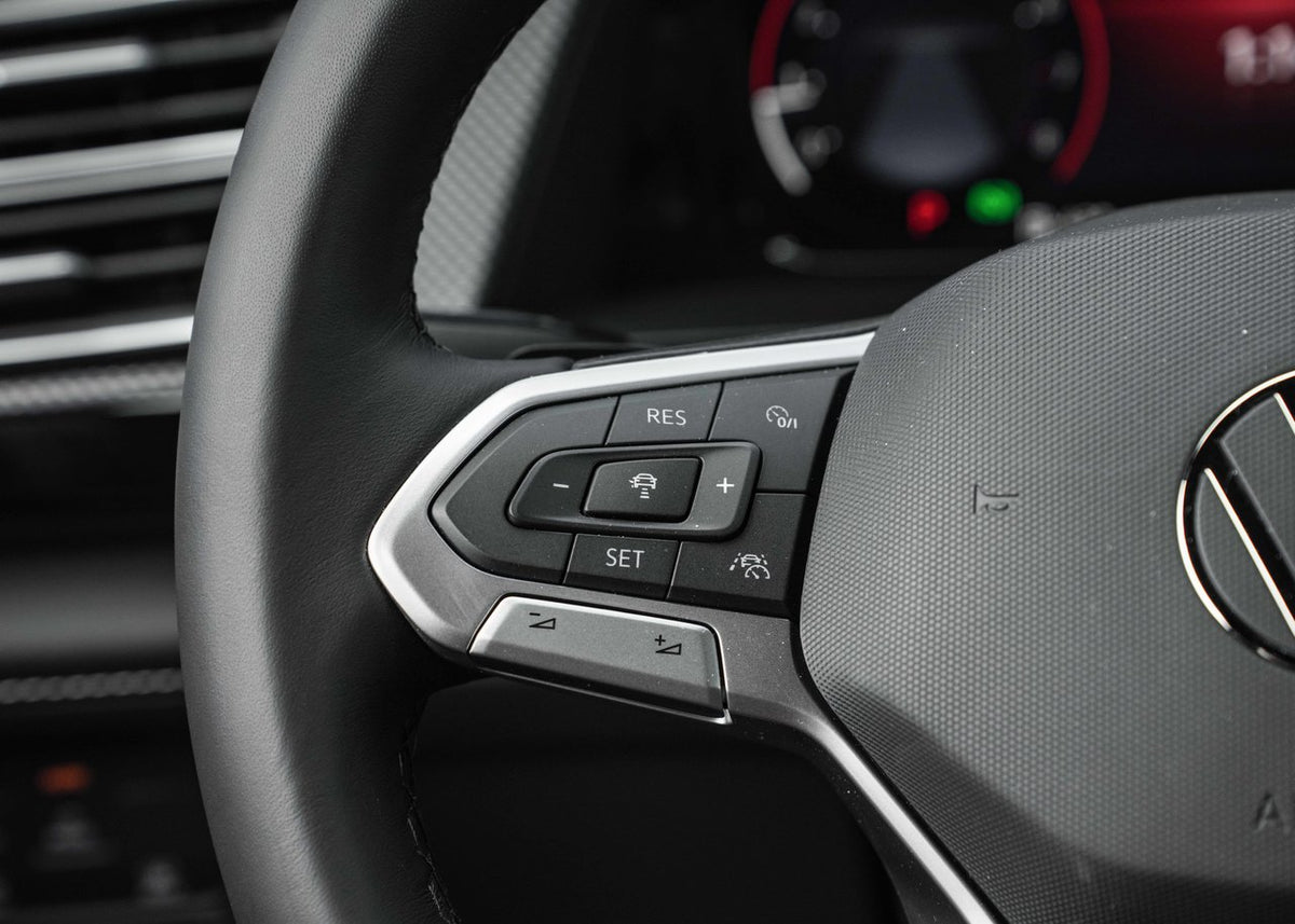 2026 Volkswagen Atlas Cross Sport Execline