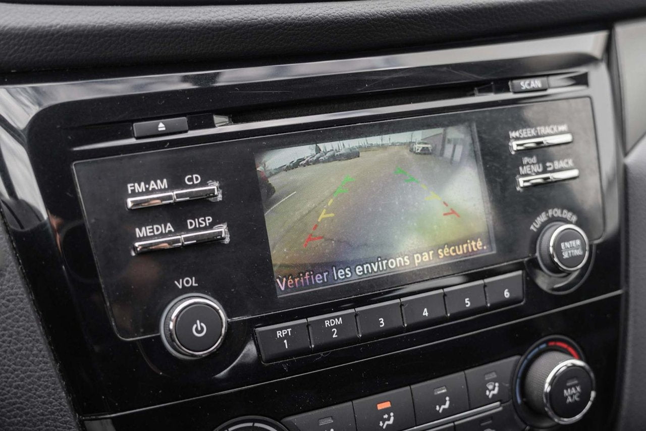 2017 Nissan Qashqai S