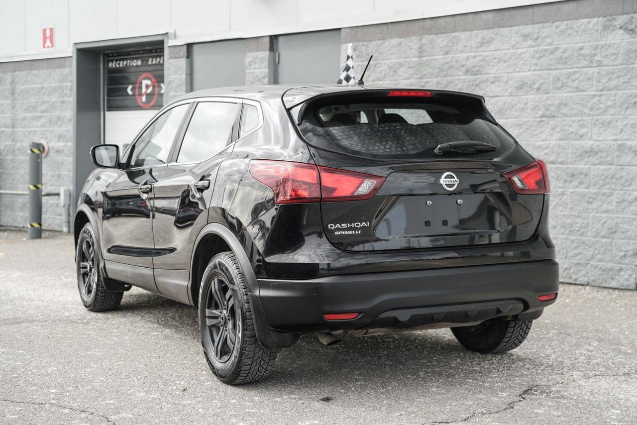 2017 Nissan Qashqai S