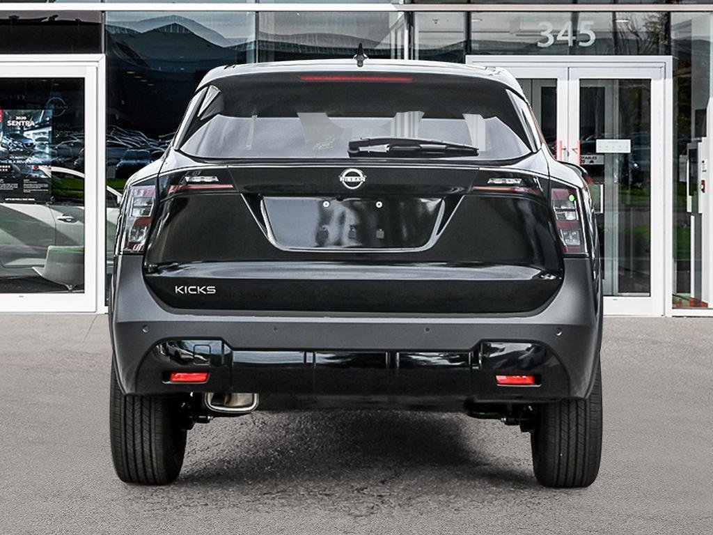 2026 Nissan Kicks SV FWD