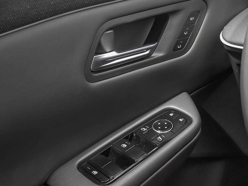 2026 Nissan Leaf PLATINUM+