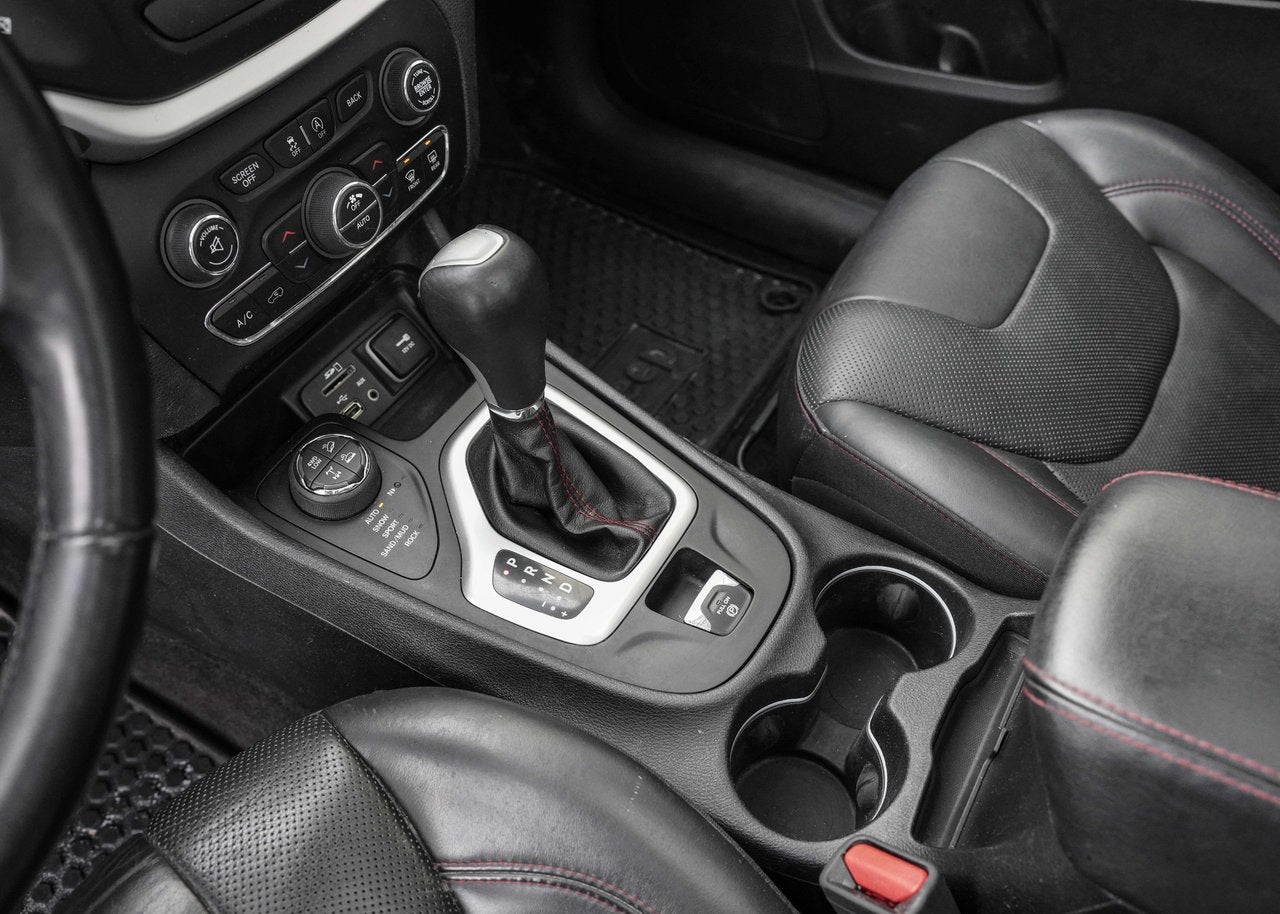 2018 Jeep Cherokee Trailhawk Leather Plus
