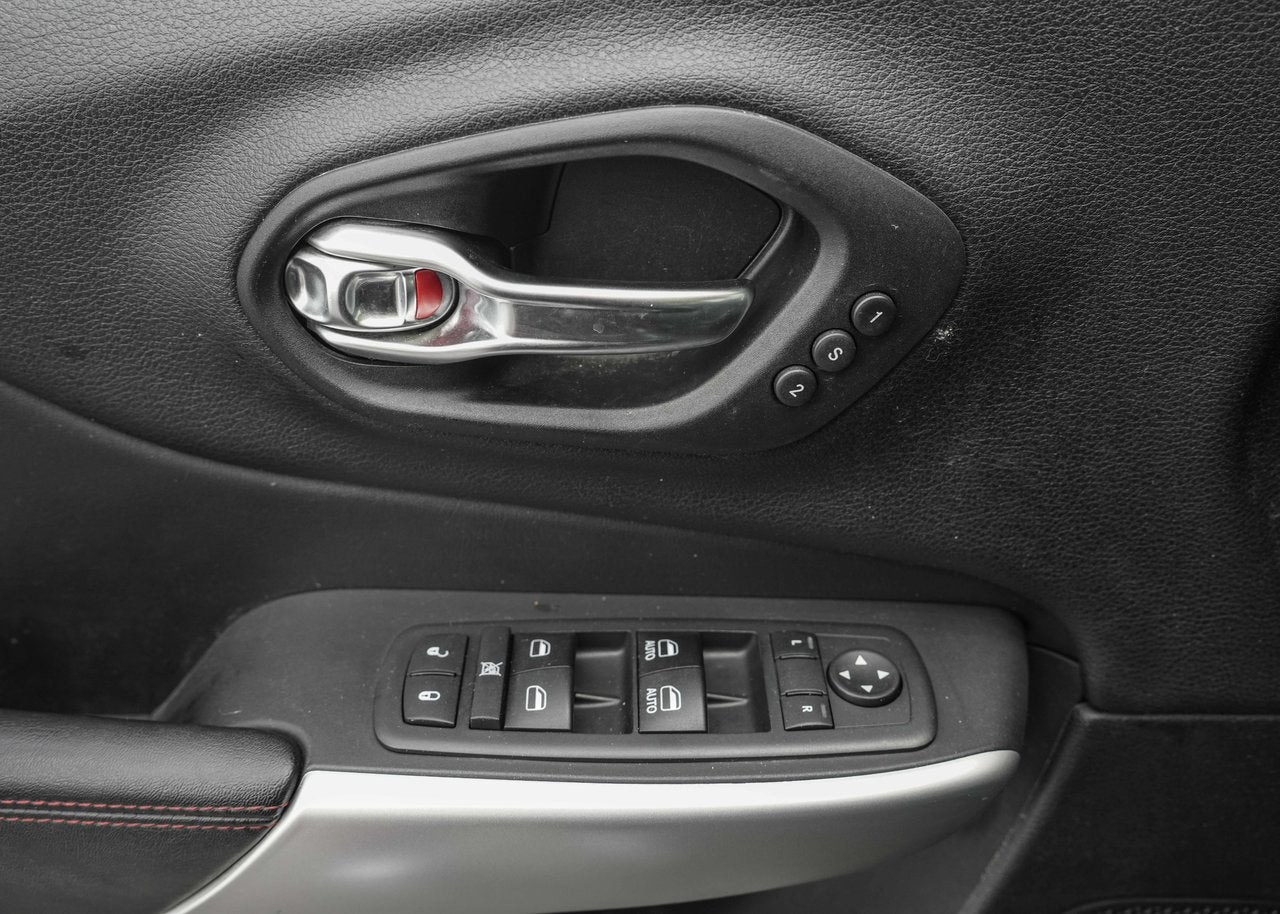2018 Jeep Cherokee Trailhawk Leather Plus