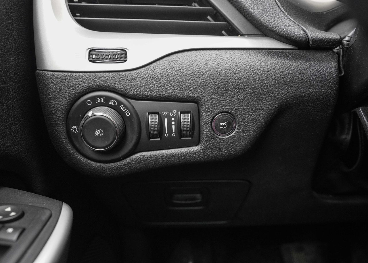 2018 Jeep Cherokee Trailhawk Leather Plus