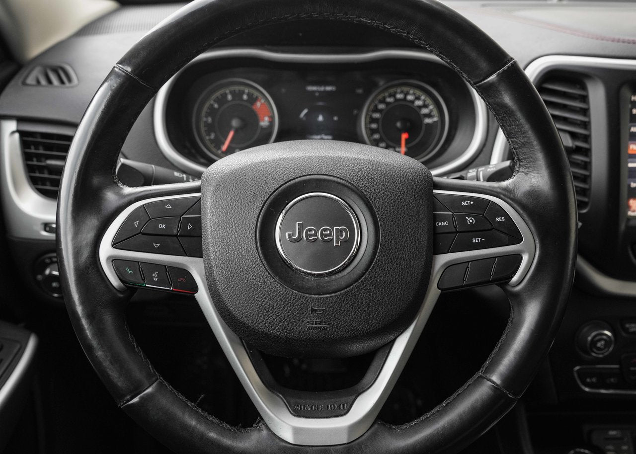 2018 Jeep Cherokee Trailhawk Leather Plus