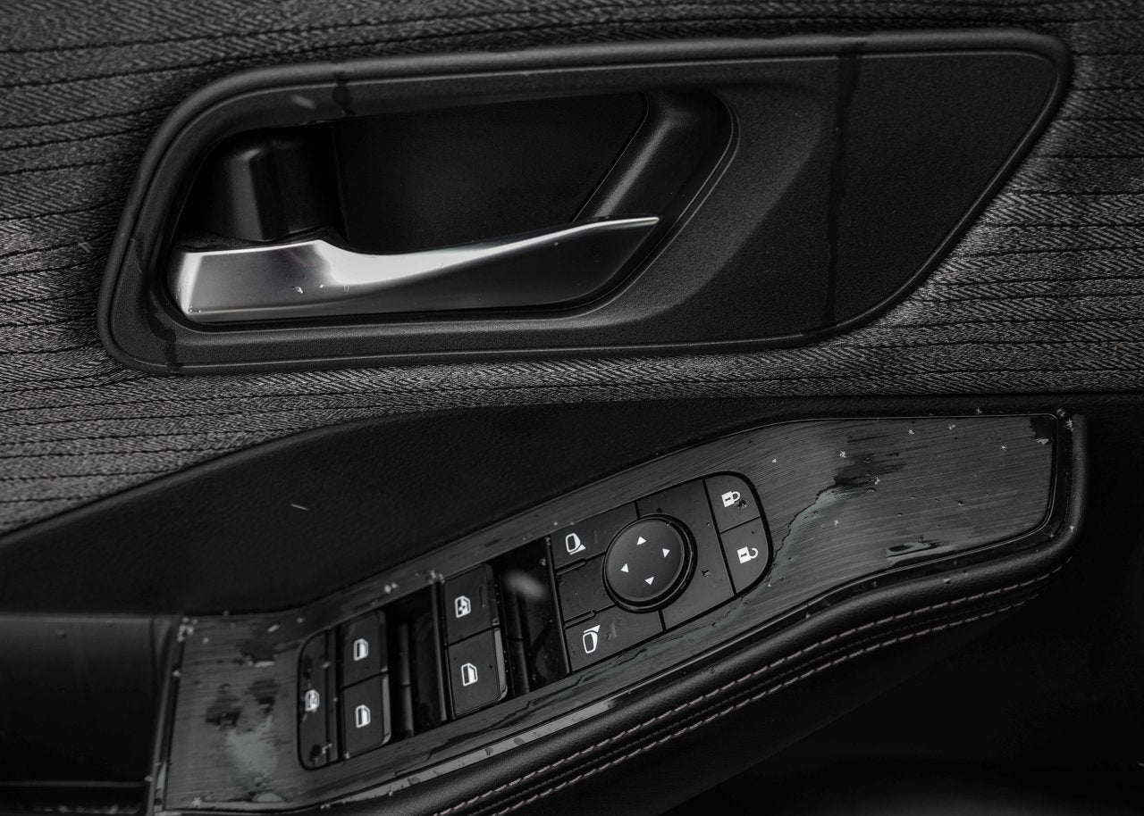 2023 Nissan Rogue SV Moonroof