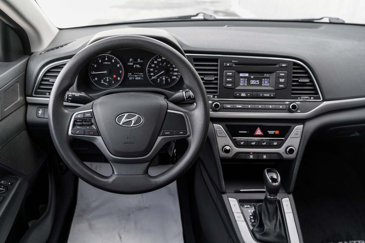 2017 Hyundai Elantra LE