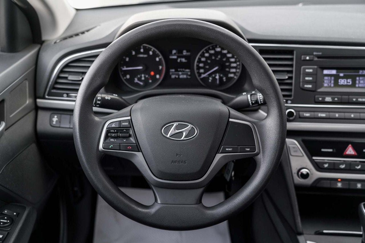 2017 Hyundai Elantra LE