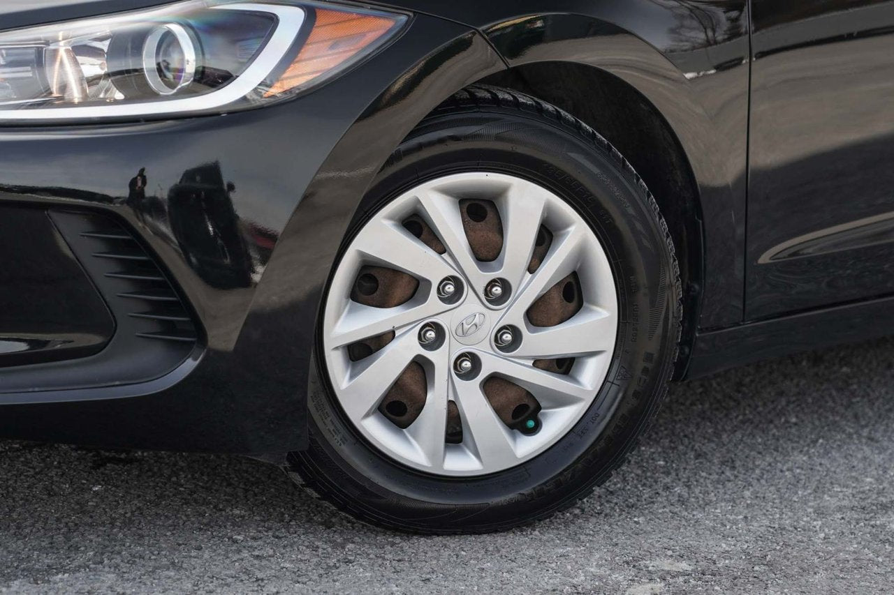 2017 Hyundai Elantra LE