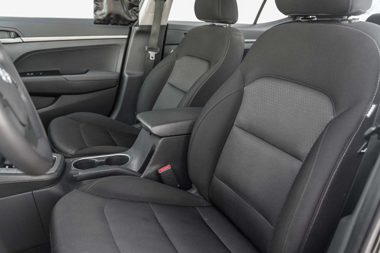 2017 Hyundai Elantra LE