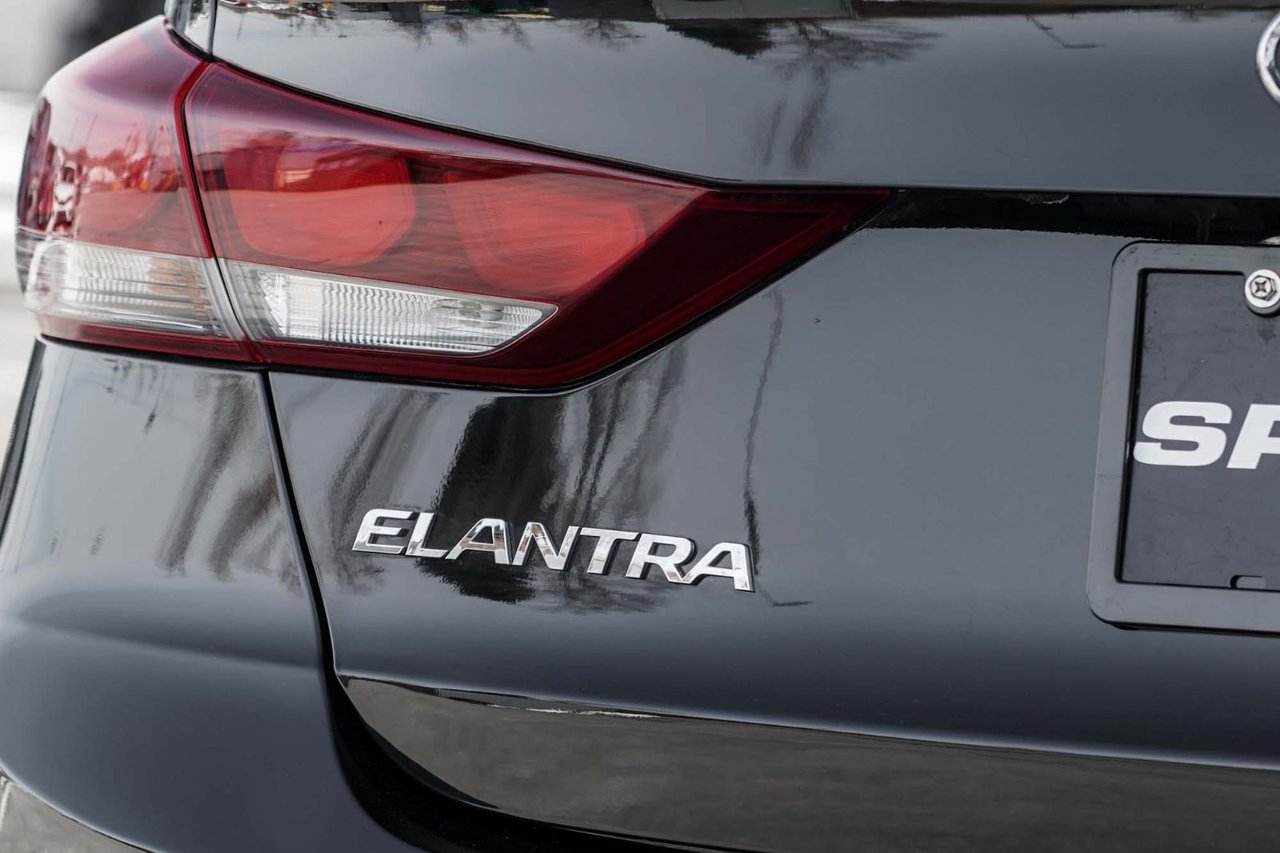 2017 Hyundai Elantra LE