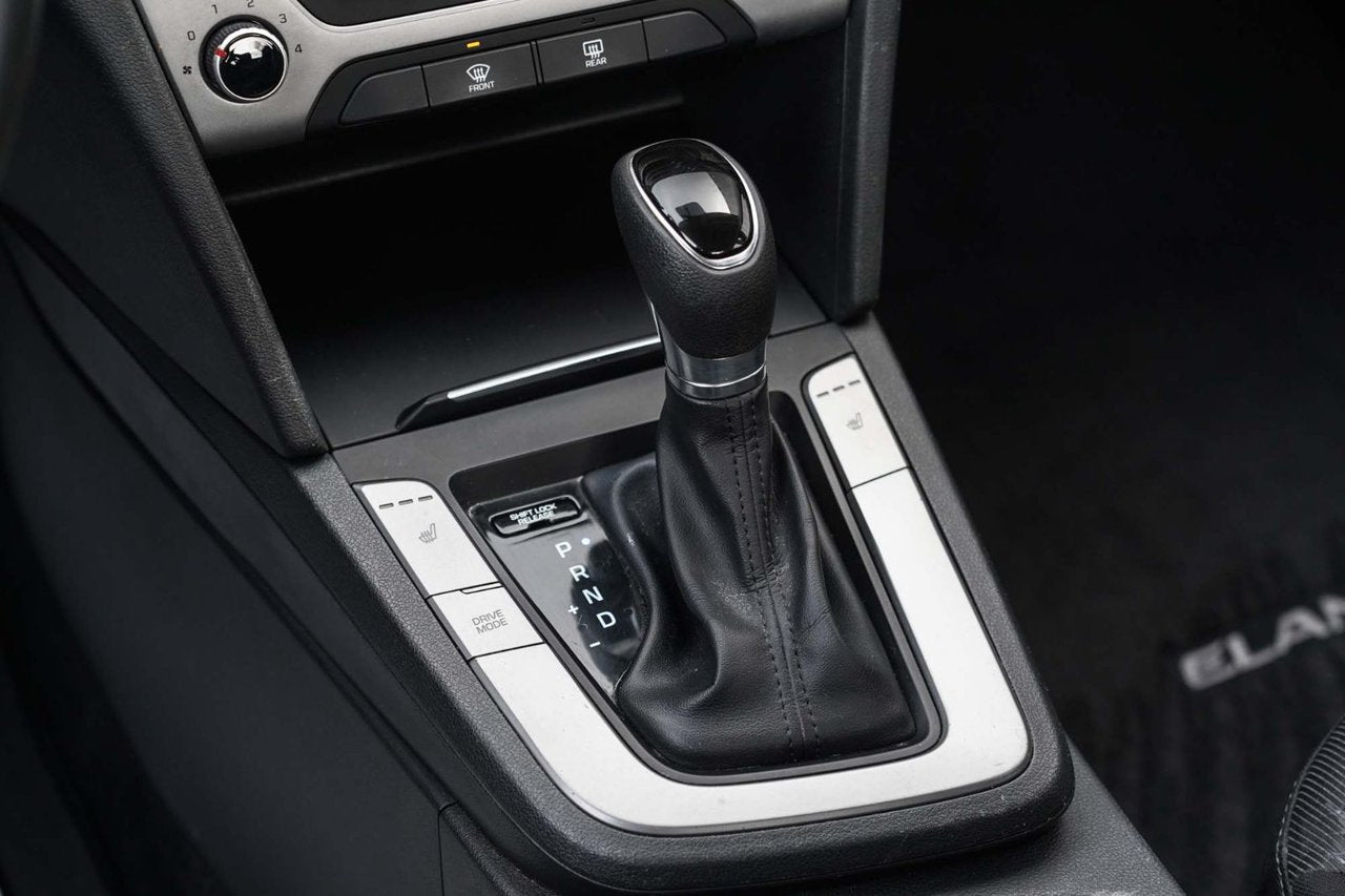 2017 Hyundai Elantra LE