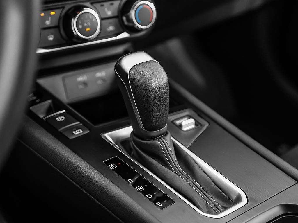 2026 Nissan Kicks S AWD