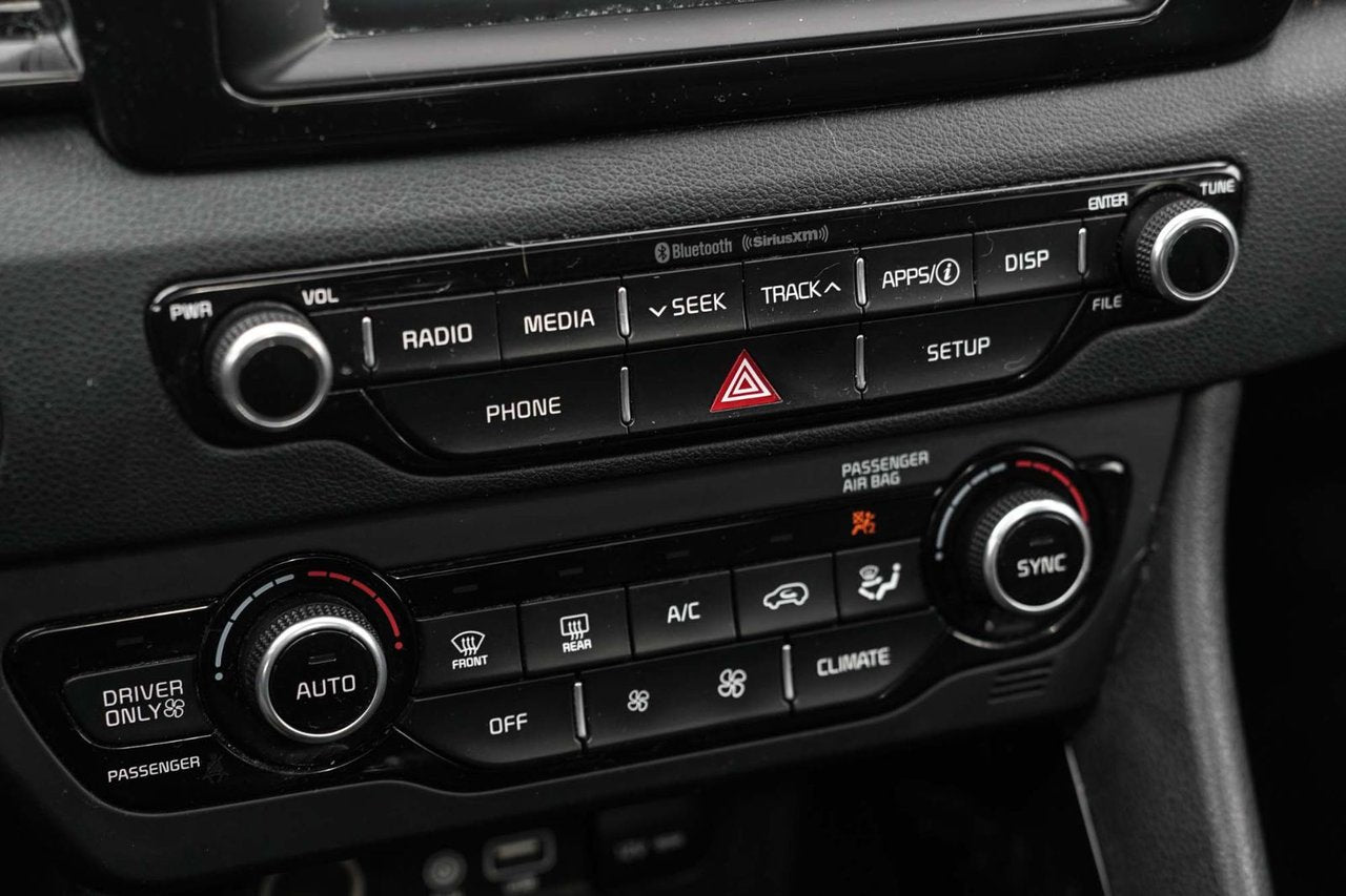 2019 Kia Niro HEV EX PREMIUM; TOIT CAMERA SIEGES CHAUFFANT*GARANTIE*