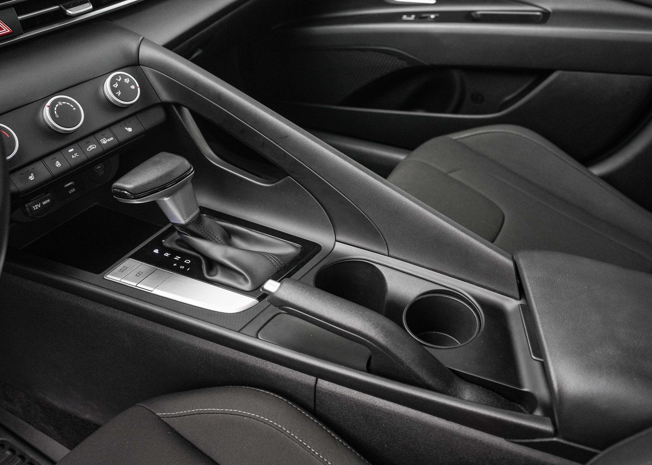 2025 Hyundai Elantra PREFFERED