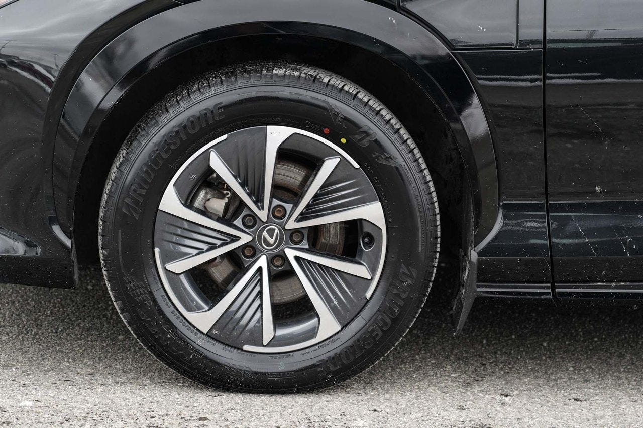 2023 Lexus RZ 450e SIGNATURE AWD DIRECT4 BAS KM