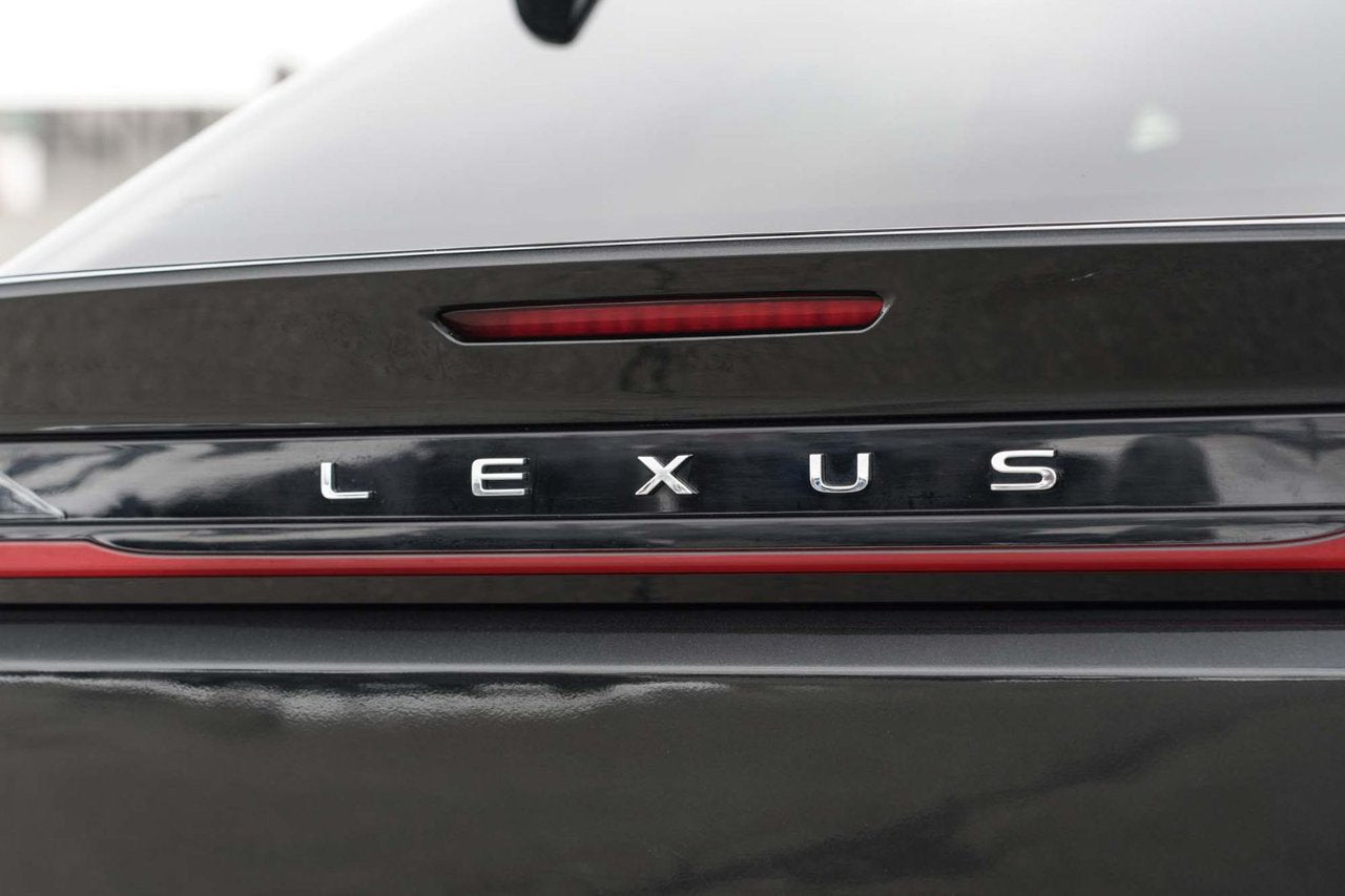2023 Lexus RZ 450e SIGNATURE AWD DIRECT4 BAS KM