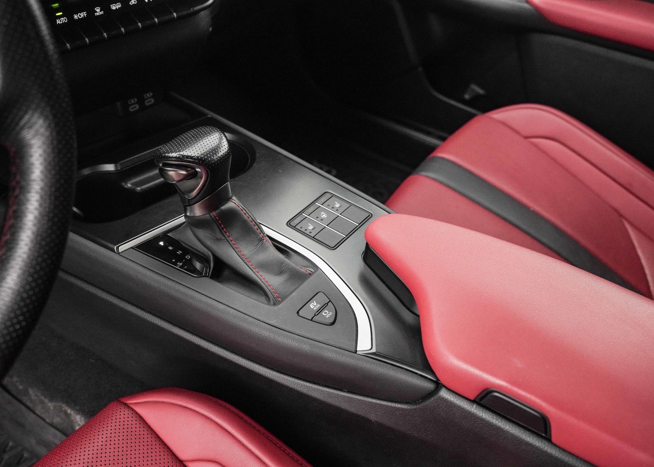 2023 Lexus UX 250h **F SPORT 1 HYBRIDE AWD**