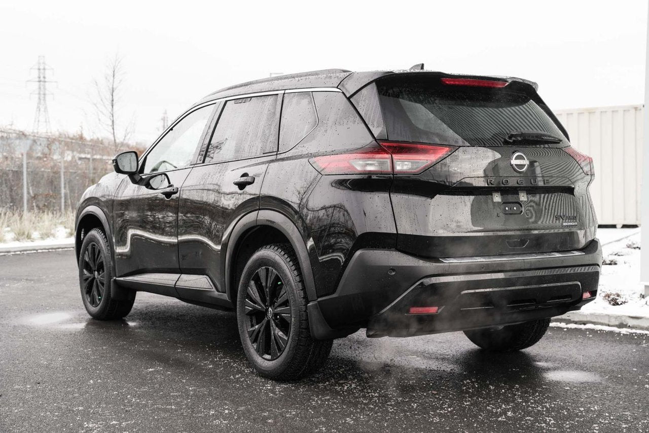 2023 Nissan Rogue SV Midnight Edition