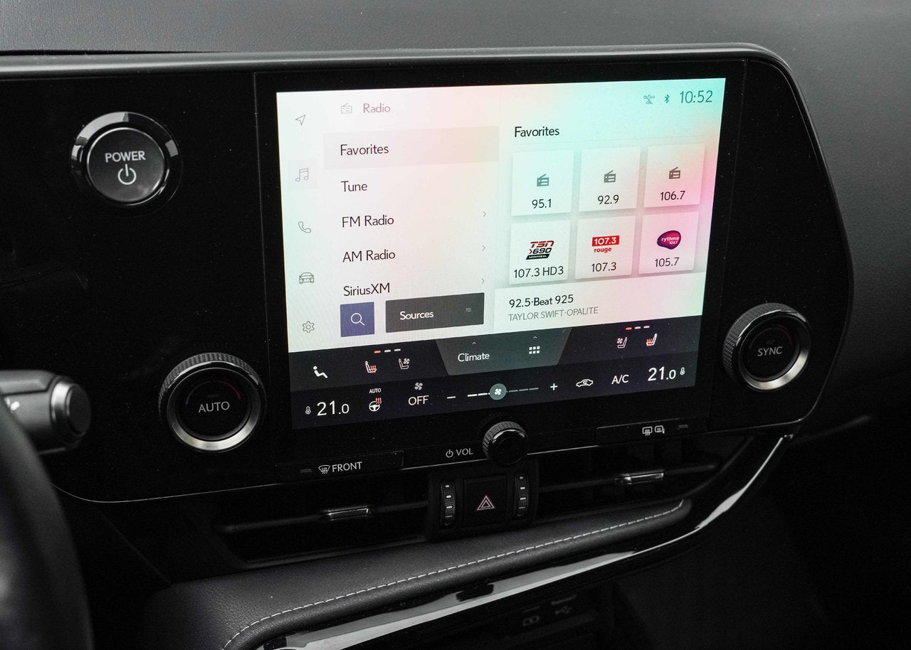 2022 Lexus NX 350h **PREMIUM HYBRIDE**