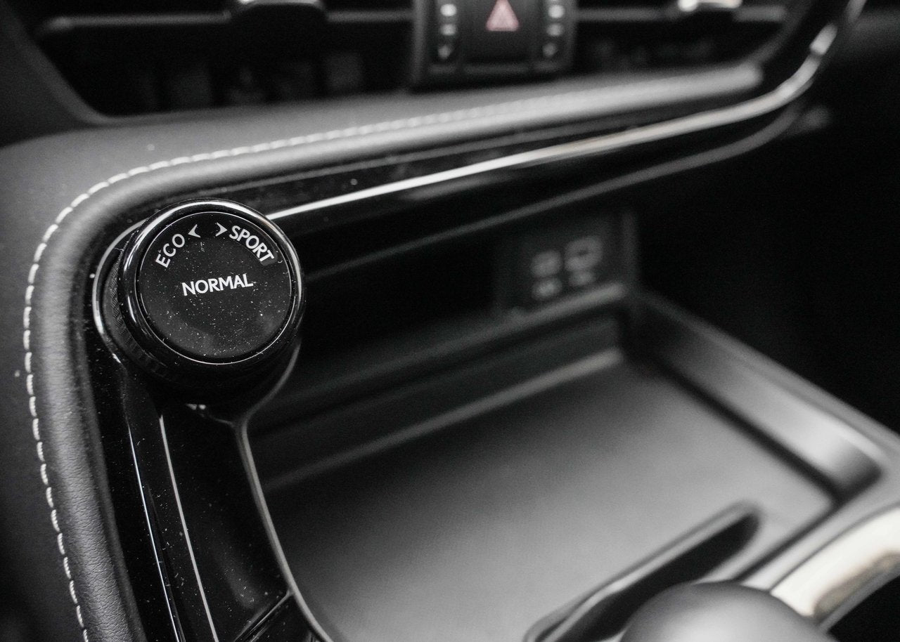 2022 Lexus NX 350h **PREMIUM HYBRIDE**
