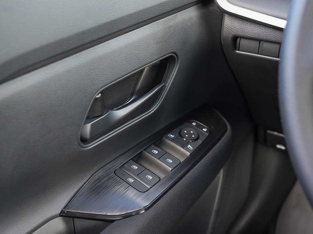 2026 Nissan Kicks S AWD