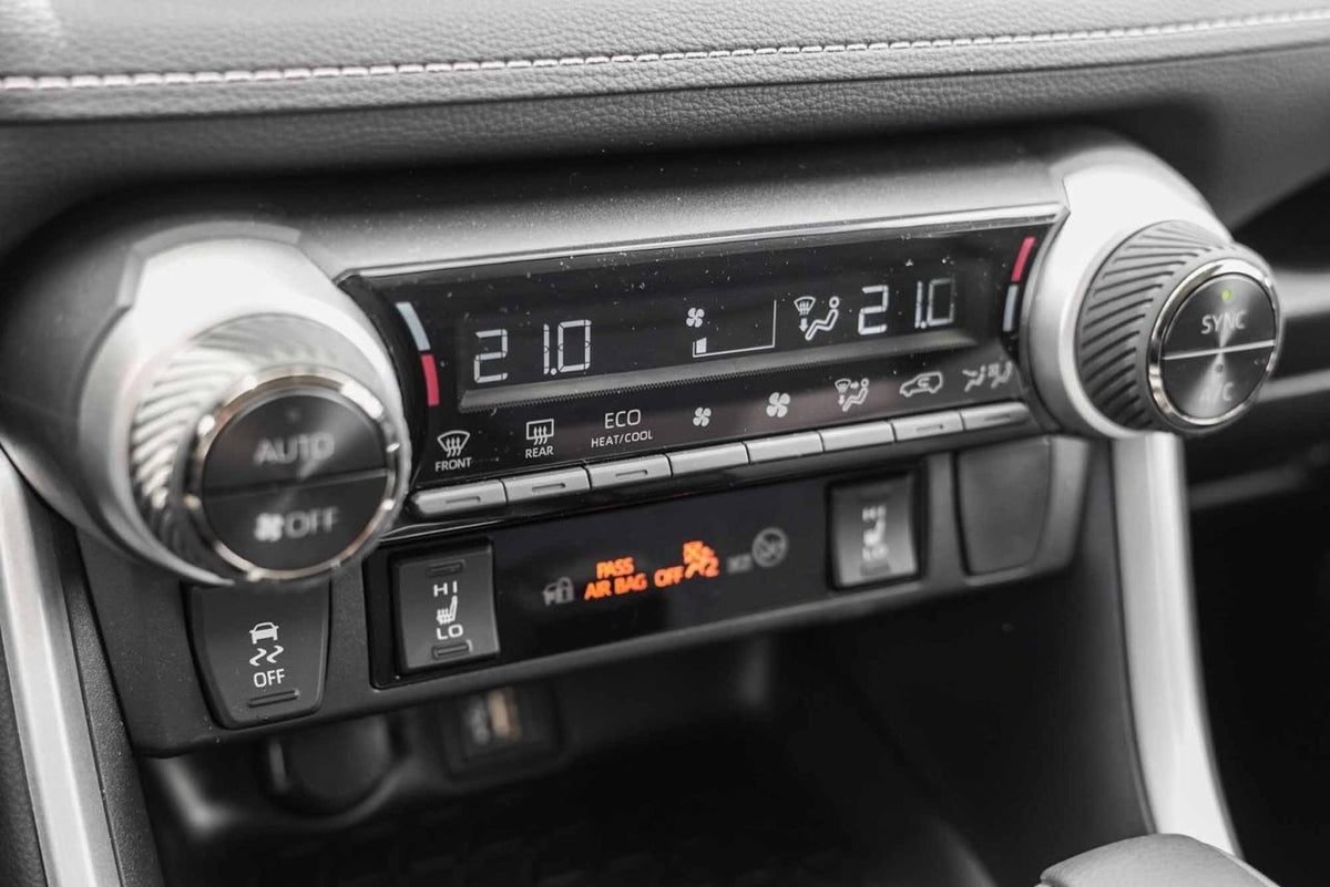 2025 Toyota RAV4 Hybrid LE AWD