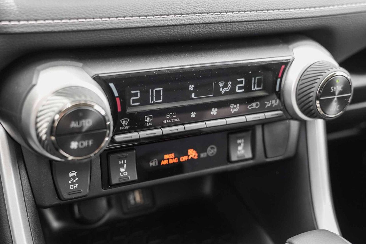 2025 Toyota RAV4 Hybrid LE AWD