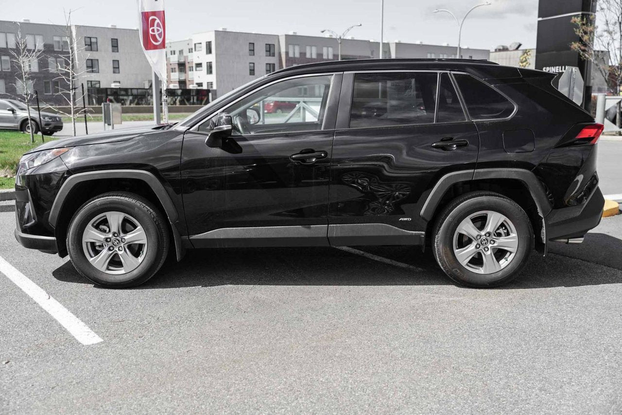 2025 Toyota RAV4 Hybrid LE AWD