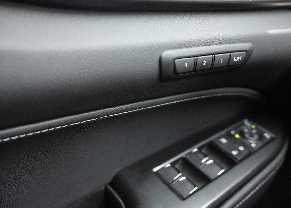 2024 Lexus NX 350h **PREMIUM HYBRIDE**