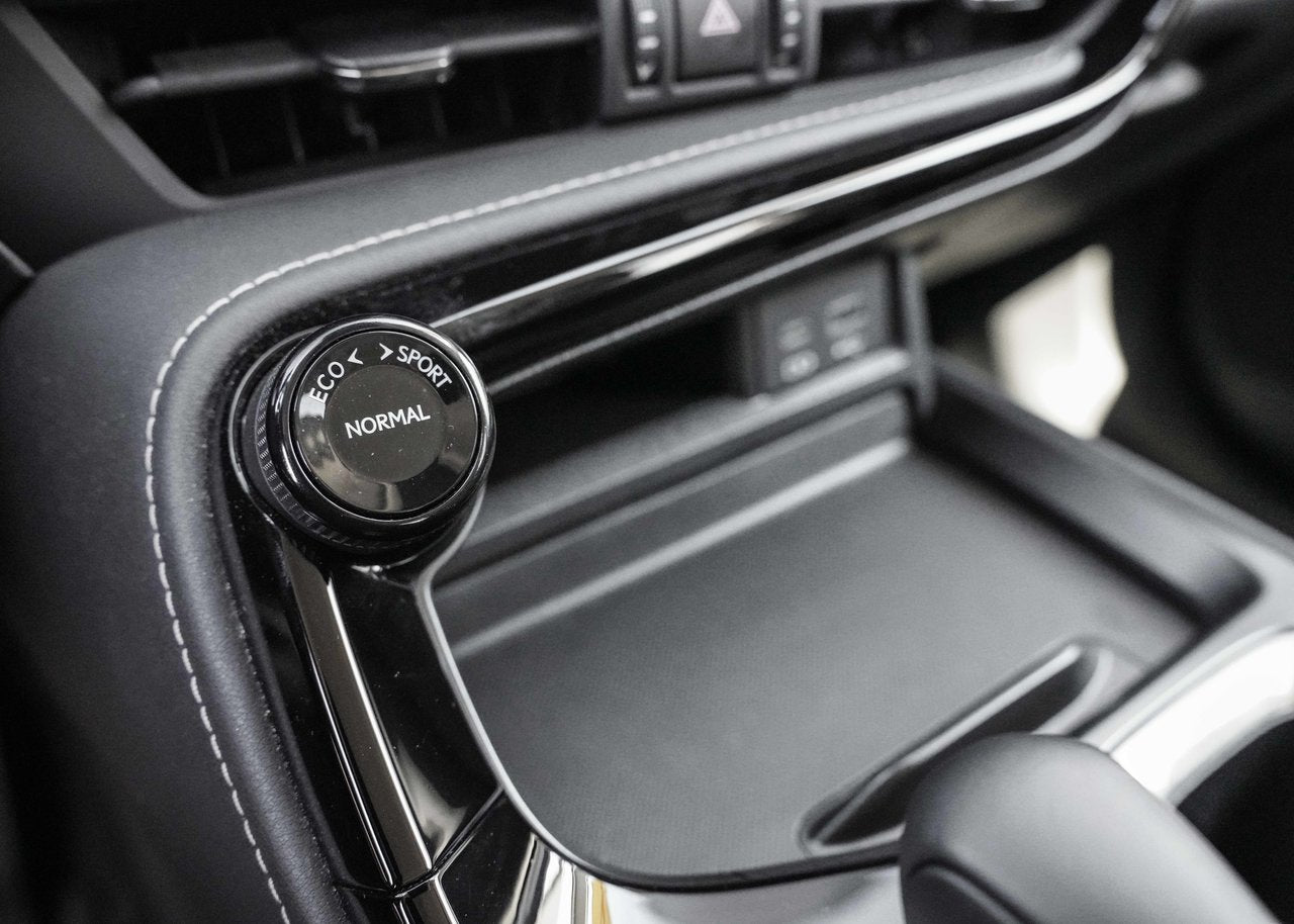 2024 Lexus NX 350h **PREMIUM HYBRIDE**