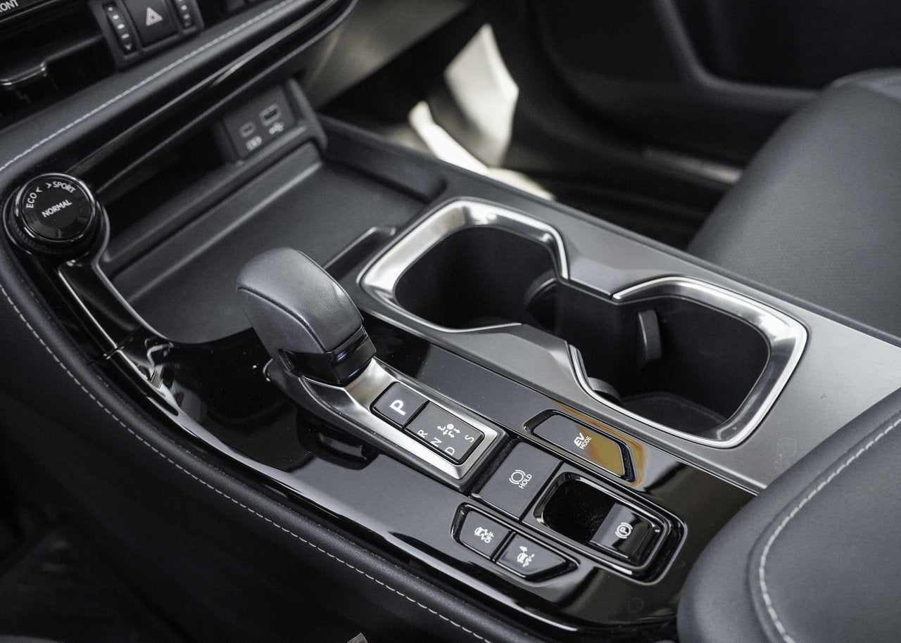 2024 Lexus NX 350h **PREMIUM HYBRIDE**