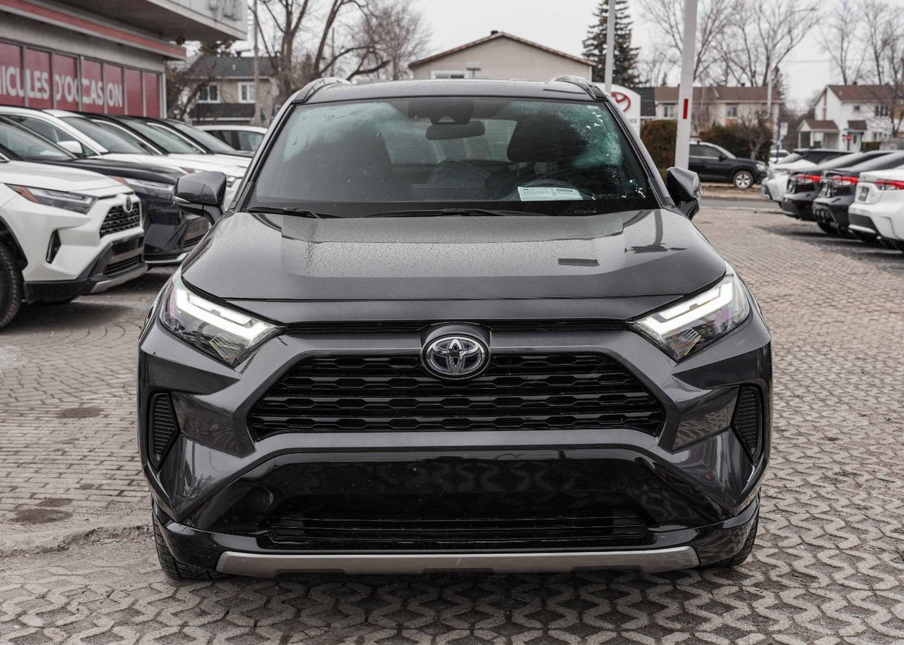 2023 Toyota RAV4 Hybrid SE