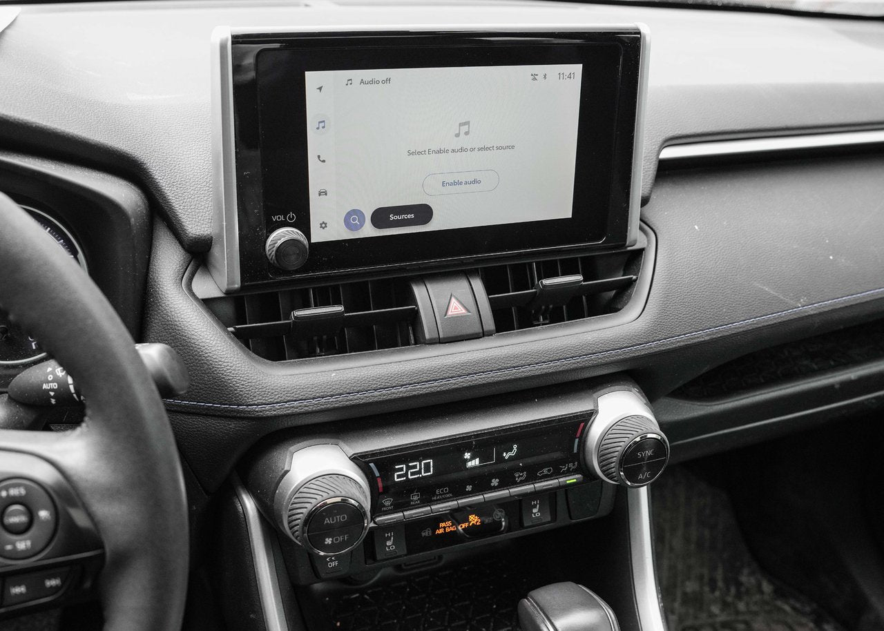 2023 Toyota RAV4 Hybrid SE