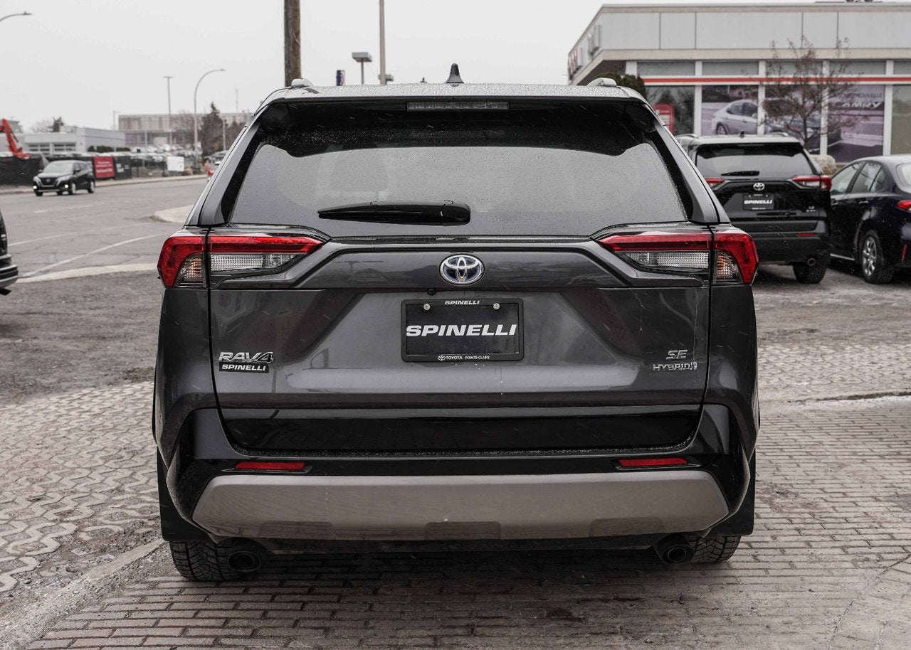 2023 Toyota RAV4 Hybrid SE