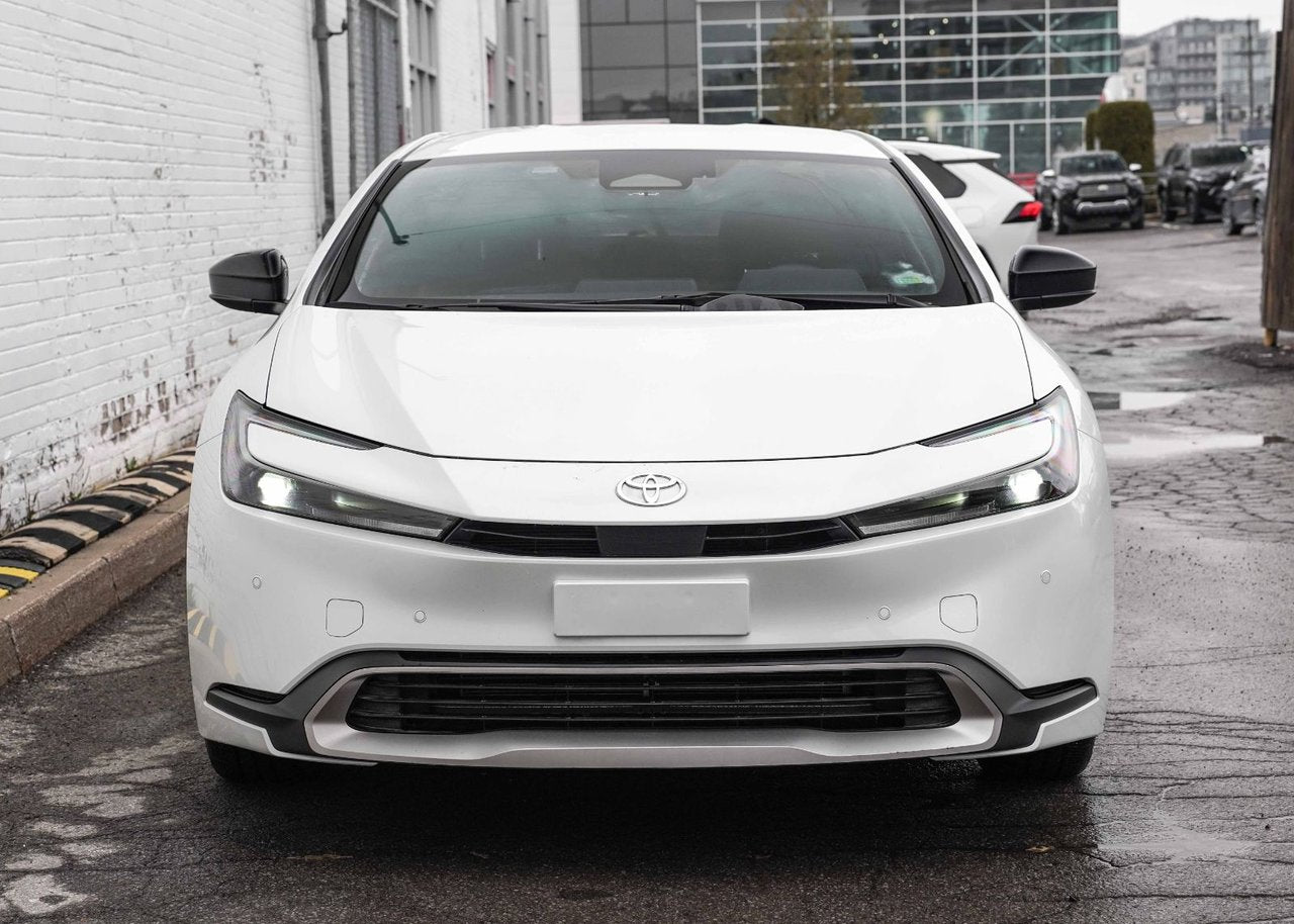 2024 Toyota Prius Prime SE