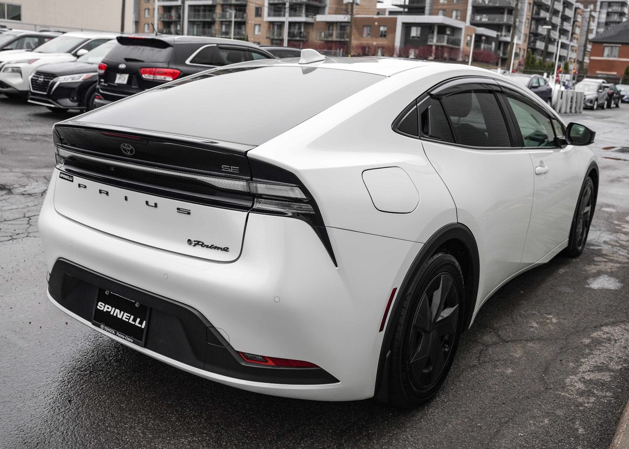 2024 Toyota Prius Prime SE