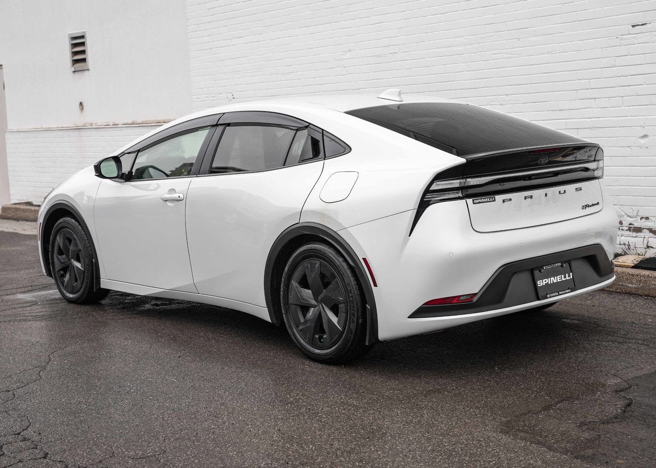 2024 Toyota Prius Prime SE
