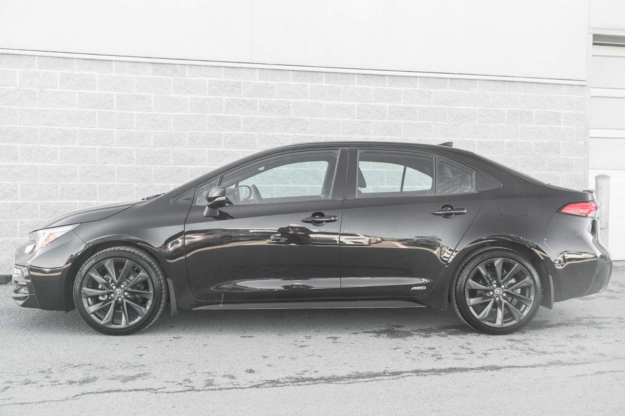 2025 Toyota Corolla Hybrid SE AWD BAS KM TOIT CARPLAY MAGS BLUETOOTH