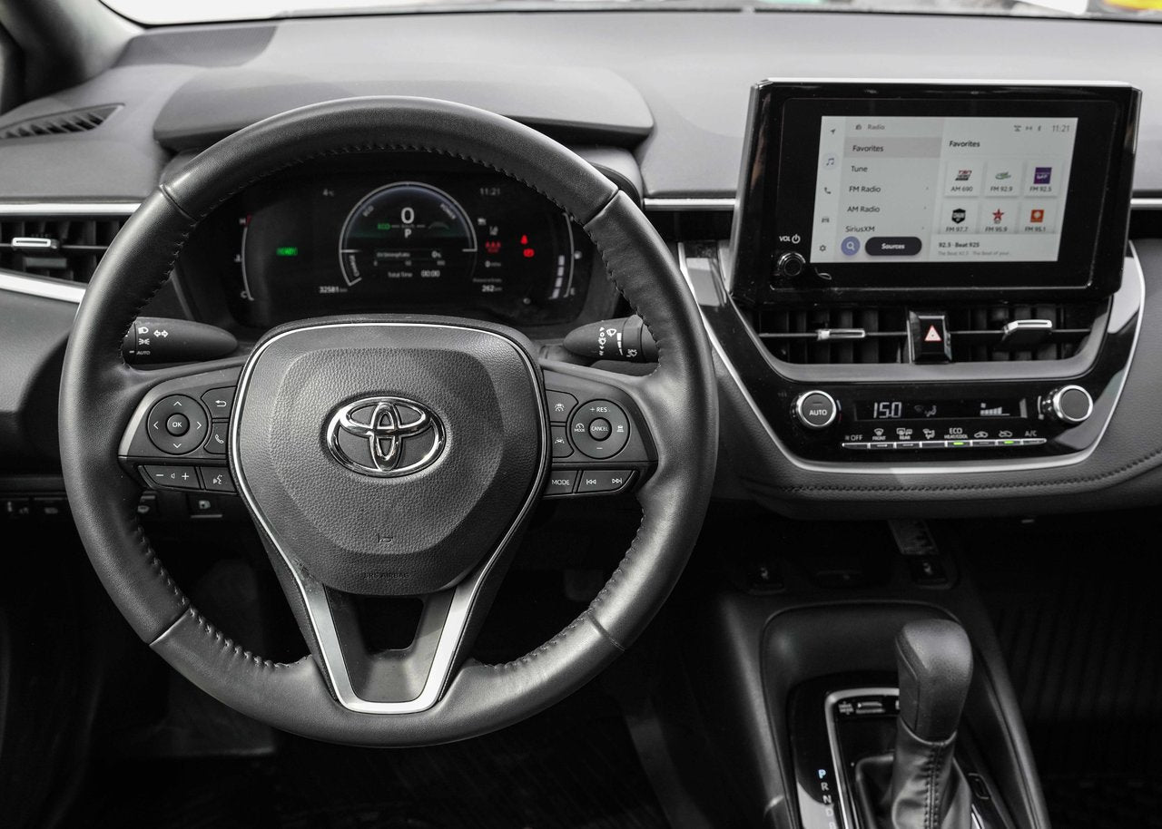 2024 Toyota Corolla SE UP Hybrid