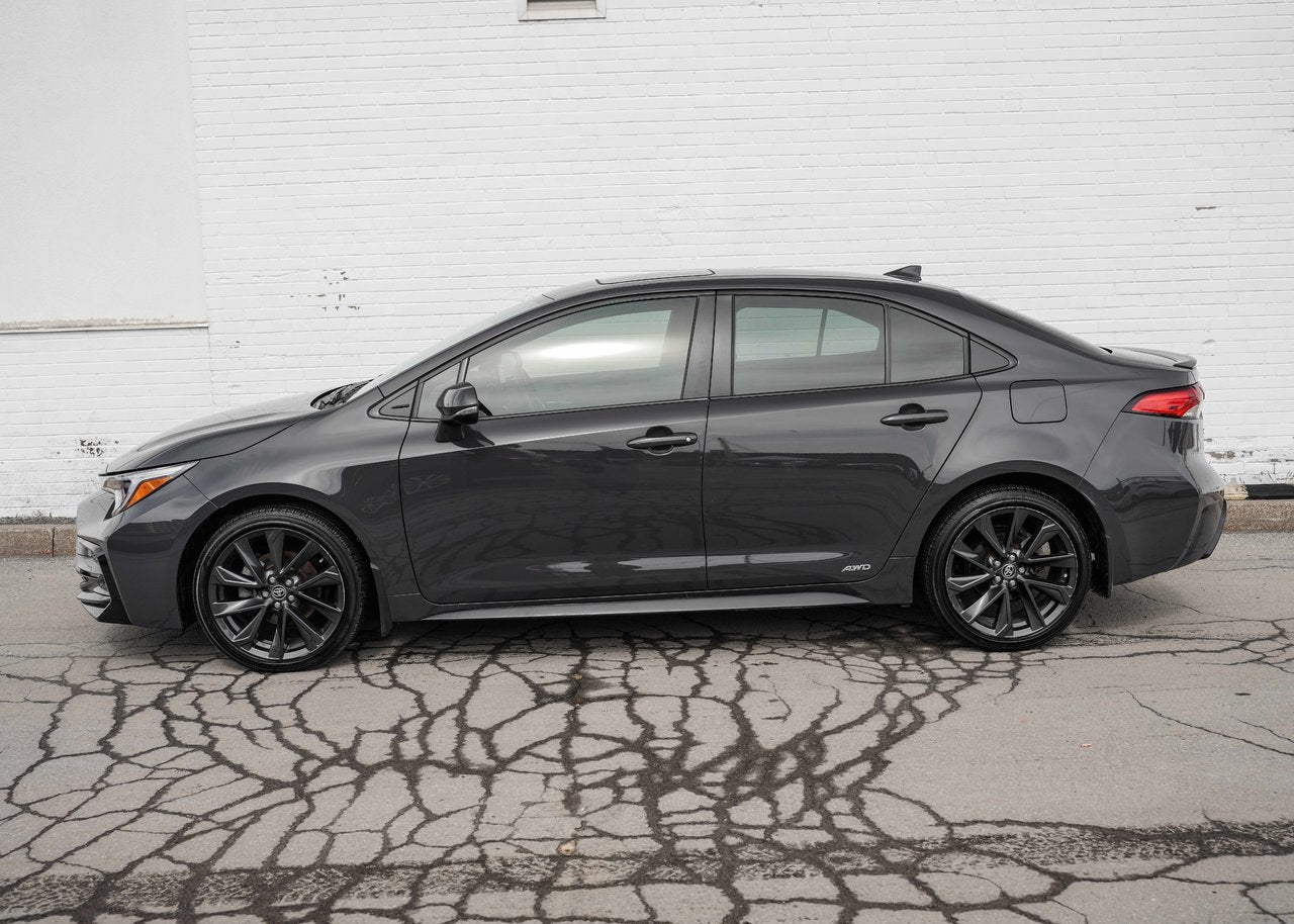 2024 Toyota Corolla SE UP Hybrid