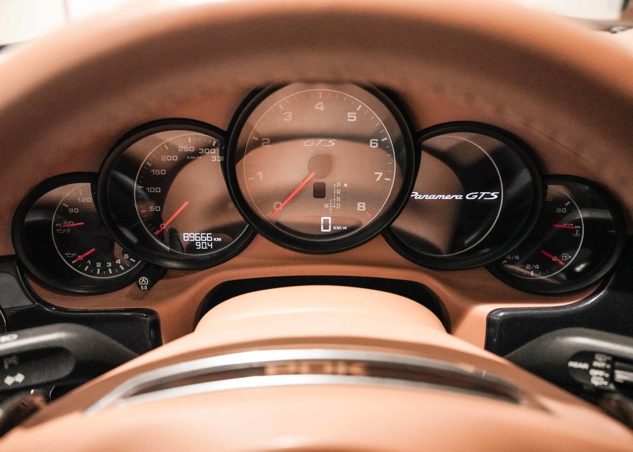 2013 Porsche GTS Panamera GTS