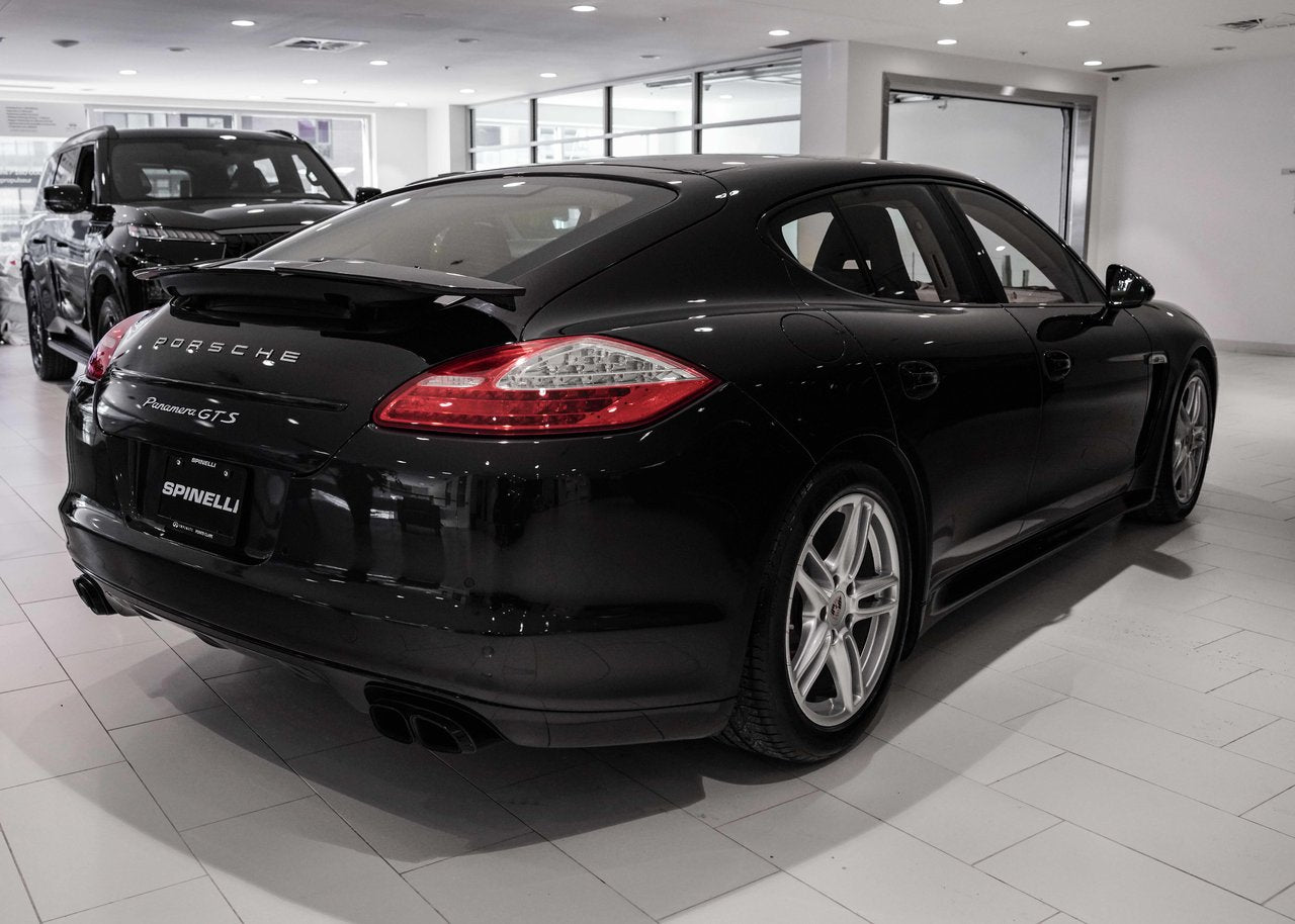 2013 Porsche GTS Panamera GTS