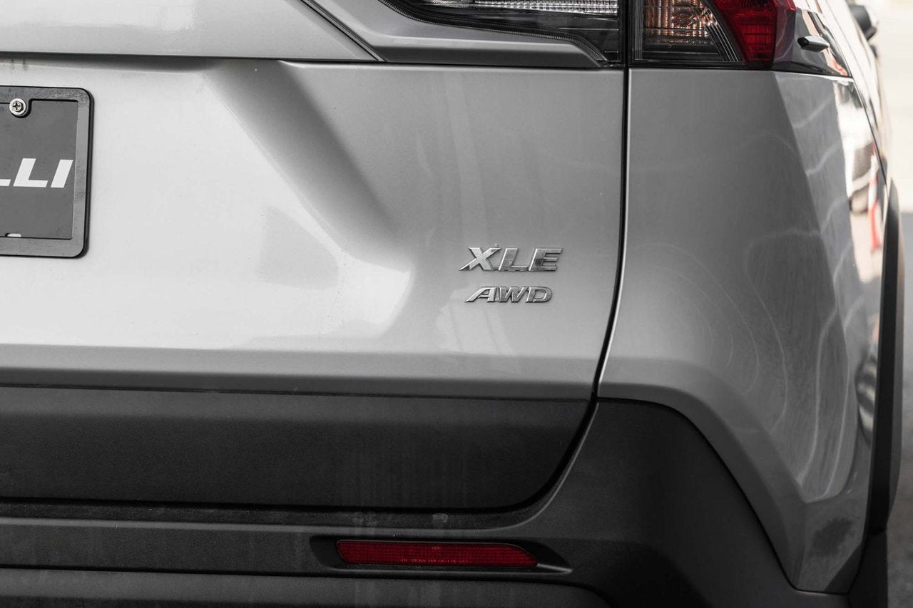 2021 Toyota RAV4 XLE AWD