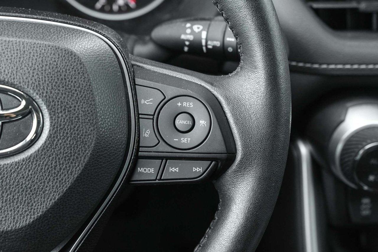 2021 Toyota RAV4 XLE AWD