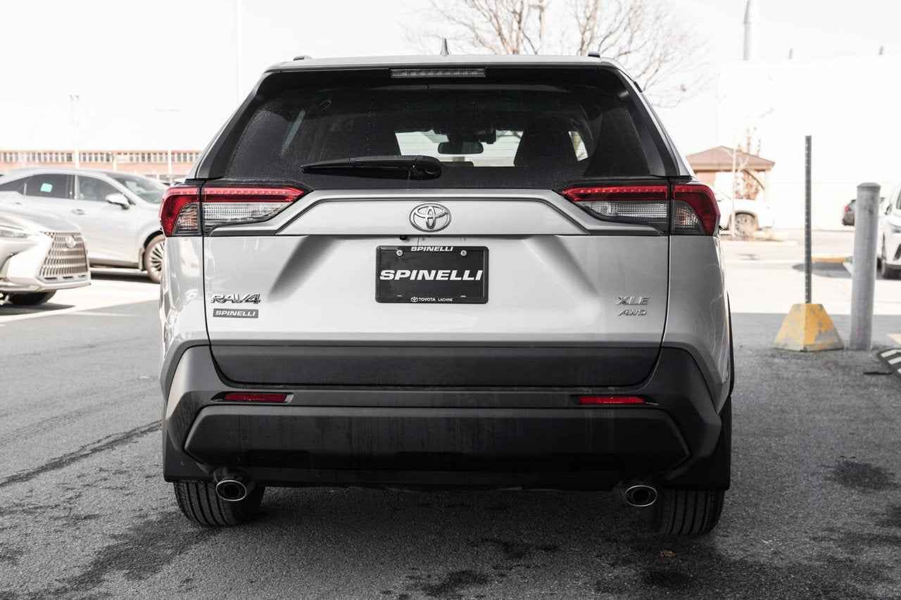 2021 Toyota RAV4 XLE AWD