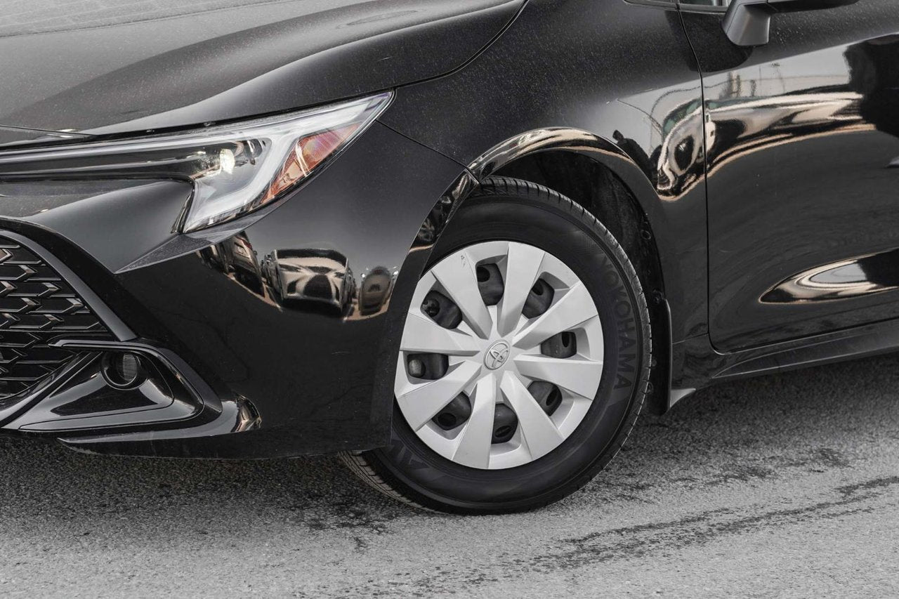 2024 Toyota Corolla Hatchback SE BASE